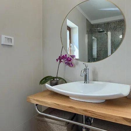 別荘 Campagna プーラ